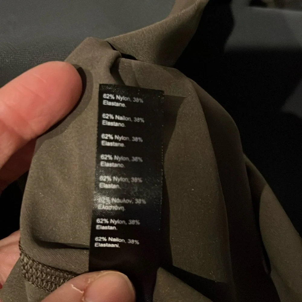 Spanx Leggings! Size:2X Color: Olive Green NWT - Picture 5 of 8